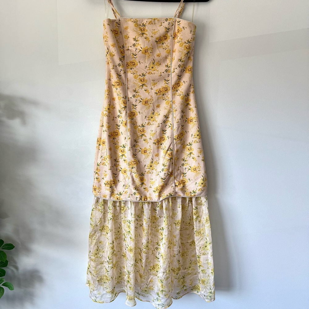 Elliatt Floral Dress in Yellow and Cream with Detachable Skirt